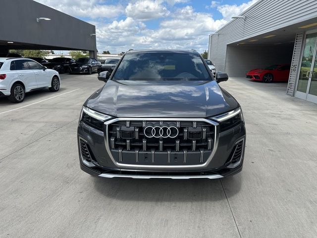 2025 Audi Q7 Premium Plus