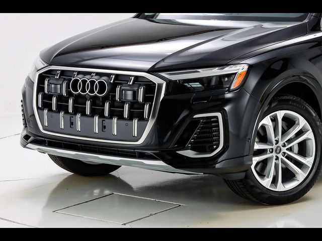 2025 Audi Q7 Premium Plus