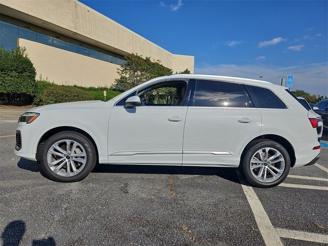 2025 Audi Q7 Premium Plus