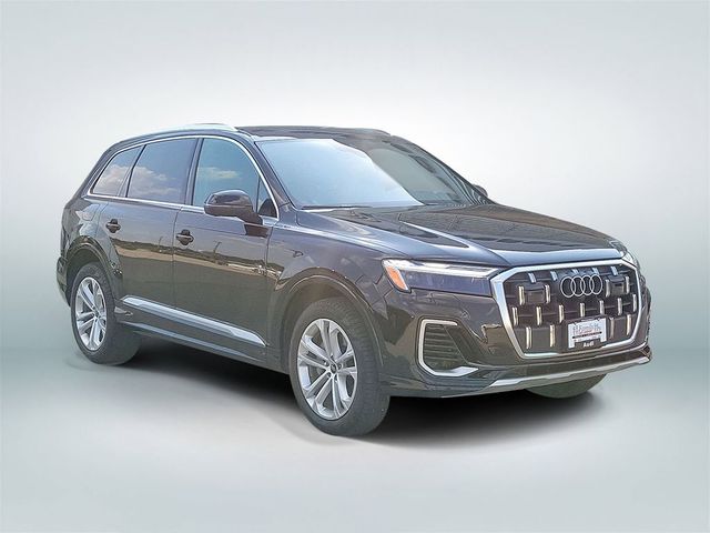 2025 Audi Q7 Premium Plus
