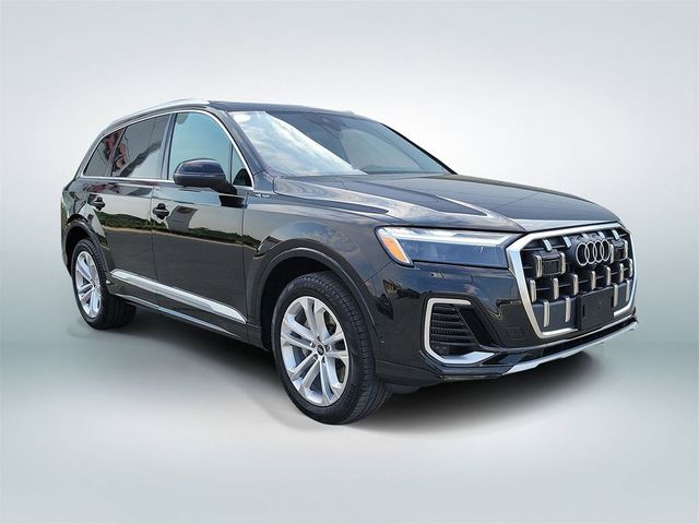 2025 Audi Q7 Premium Plus