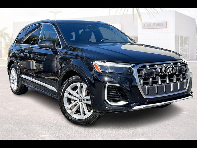 2025 Audi Q7 Premium Plus