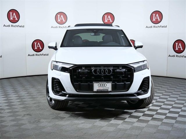 2025 Audi Q7 Premium Plus