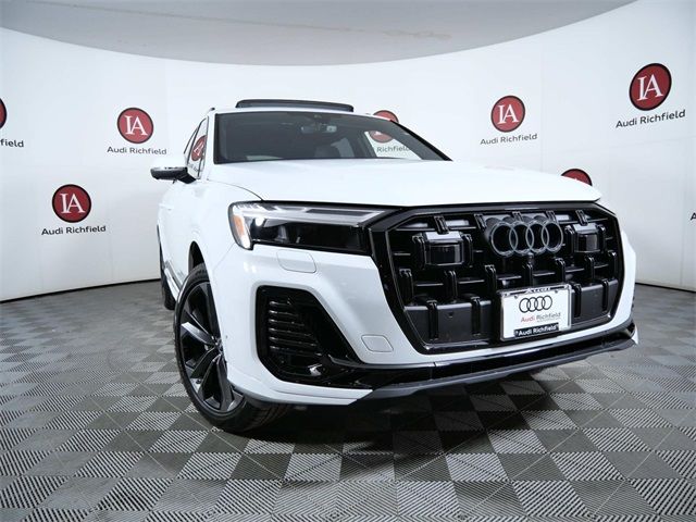 2025 Audi Q7 Premium Plus