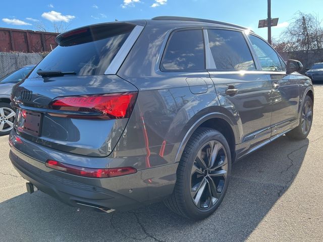 2025 Audi Q7 Premium Plus