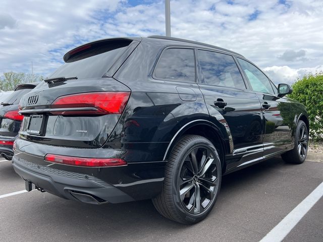 2025 Audi Q7 Premium Plus