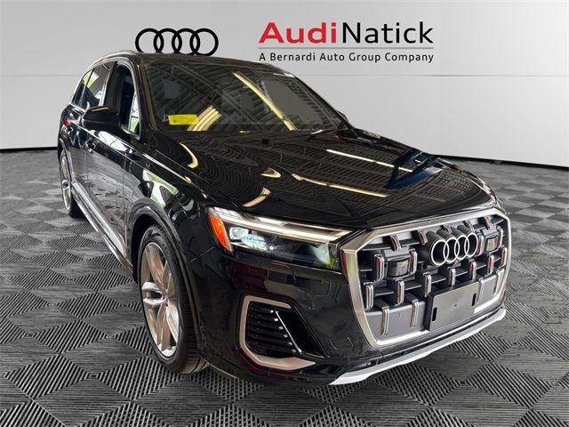 2025 Audi Q7 Premium Plus
