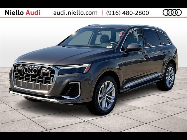 2025 Audi Q7 Premium Plus