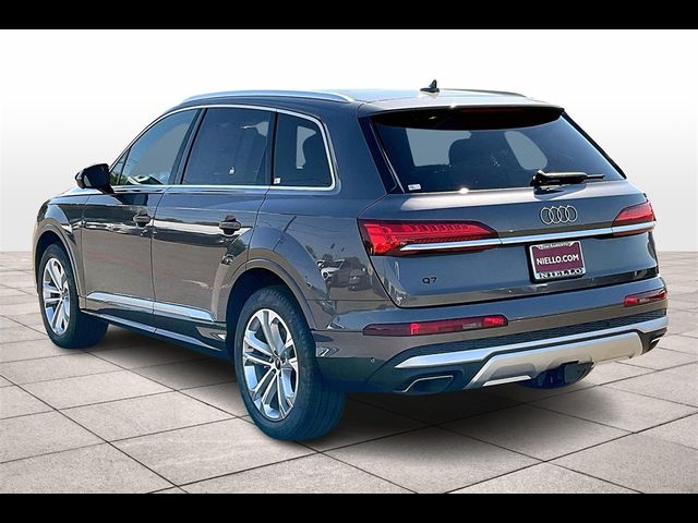 2025 Audi Q7 Premium Plus