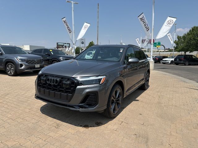 2025 Audi Q7 Premium Plus