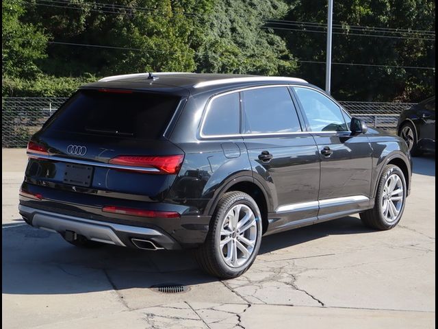 2025 Audi Q7 Premium Plus