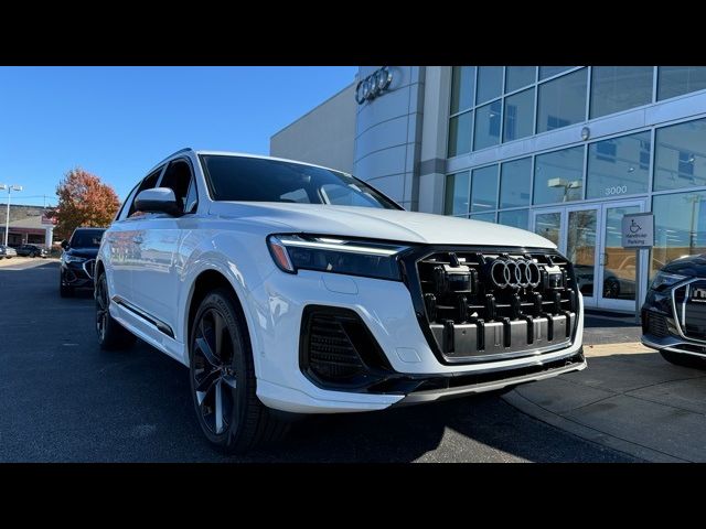 2025 Audi Q7 Premium Plus