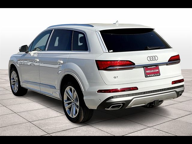 2025 Audi Q7 Premium Plus