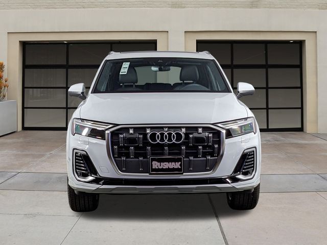 2025 Audi Q7 Premium Plus