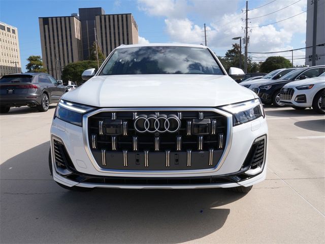 2025 Audi Q7 Premium Plus