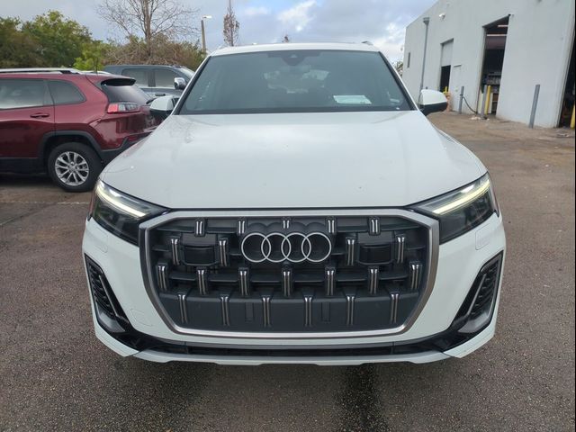 2025 Audi Q7 Premium Plus