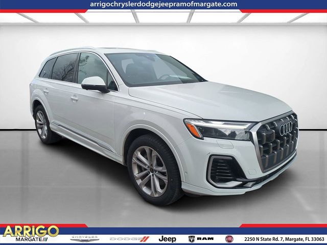 2025 Audi Q7 Premium Plus