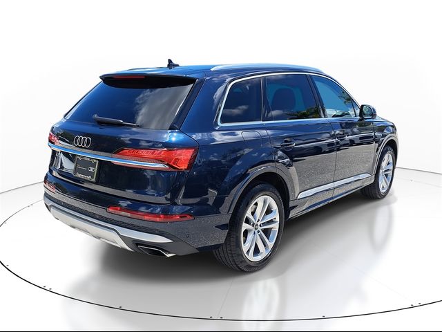 2025 Audi Q7 Premium Plus