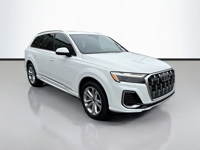 2025 Audi Q7 Premium Plus