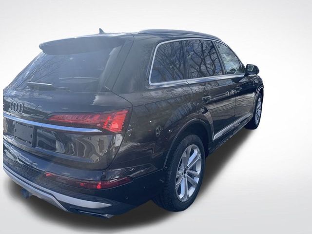 2025 Audi Q7 Premium Plus