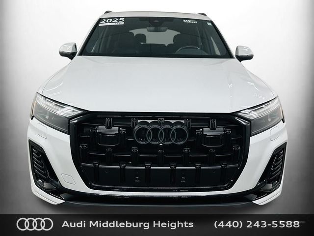 2025 Audi Q7 Premium Plus