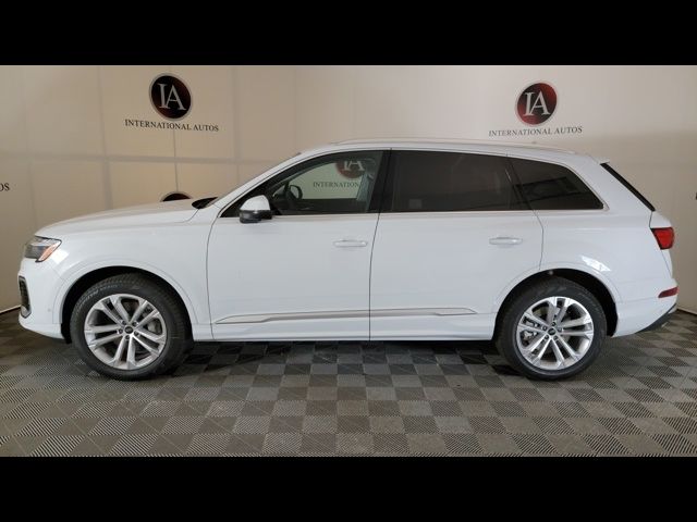 2025 Audi Q7 Premium Plus