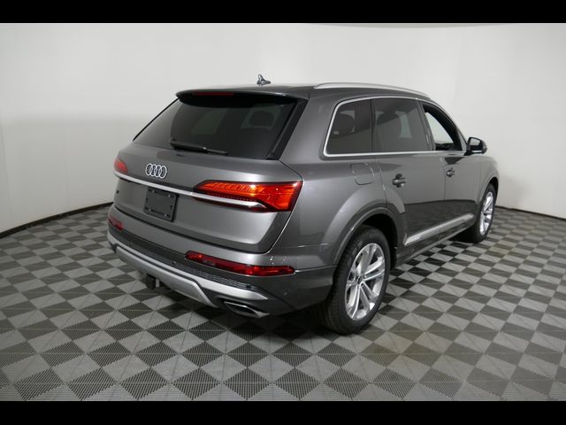 2025 Audi Q7 Premium Plus