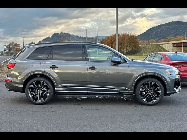 2025 Audi Q7 Premium Plus