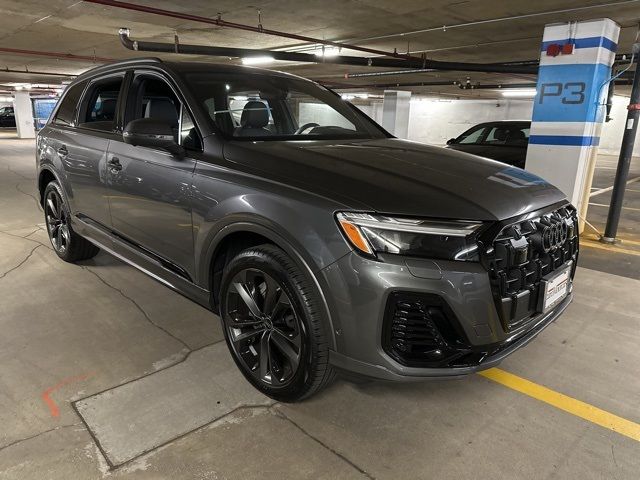 2025 Audi Q7 Premium Plus