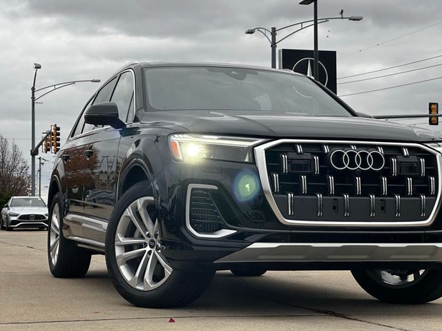 2025 Audi Q7 Premium Plus