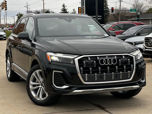 2025 Audi Q7 Premium Plus