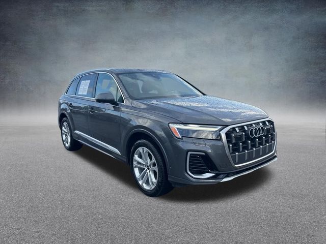 2025 Audi Q7 Premium Plus