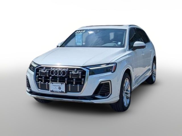 2025 Audi Q7 Premium Plus