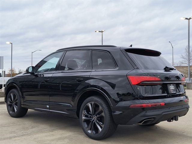 2025 Audi Q7 Premium Plus