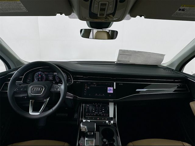 2025 Audi Q7 Premium Plus