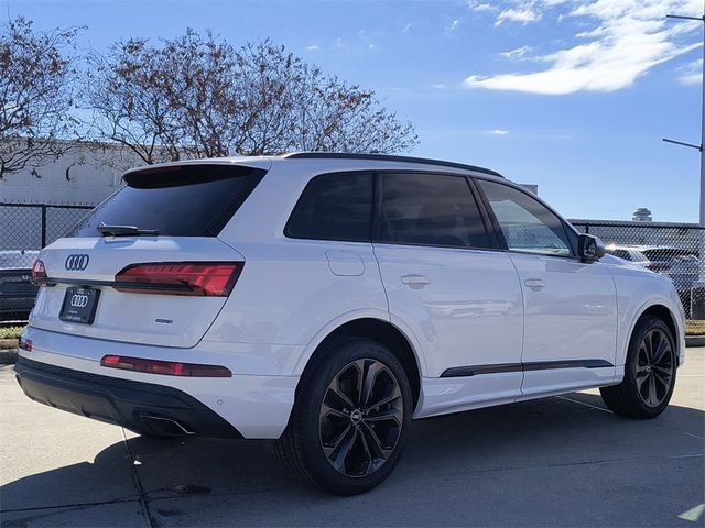 2025 Audi Q7 Premium Plus