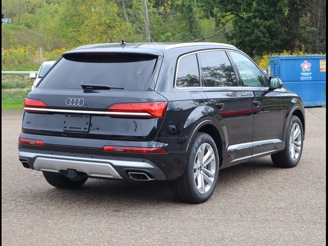 2025 Audi Q7 Premium Plus