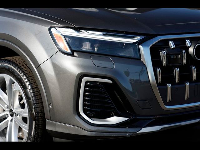 2025 Audi Q7 Premium Plus