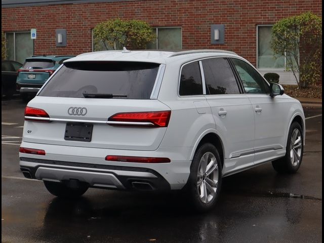 2025 Audi Q7 Premium Plus