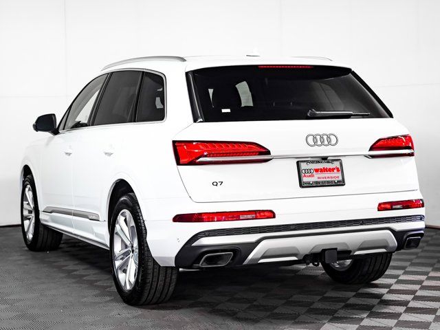 2025 Audi Q7 Premium Plus