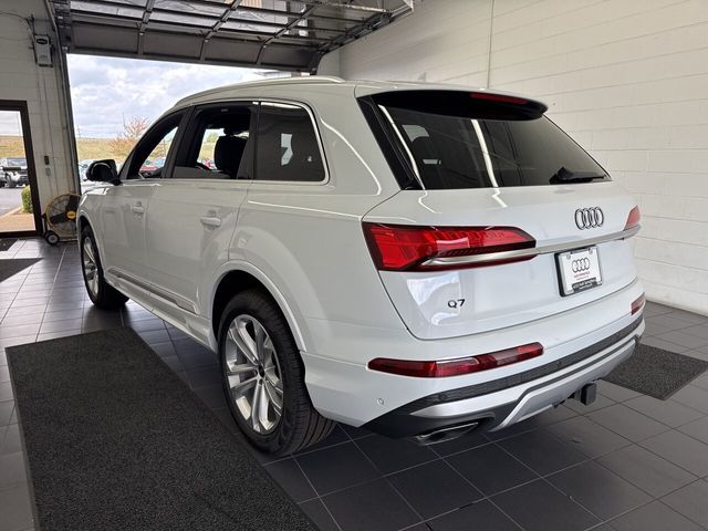 2025 Audi Q7 Premium Plus