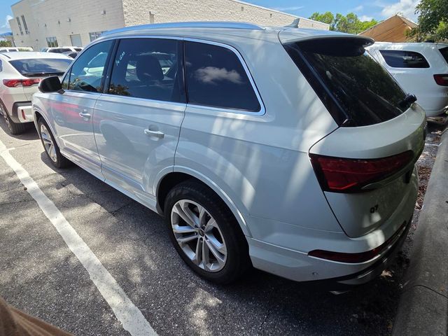 2025 Audi Q7 Premium Plus
