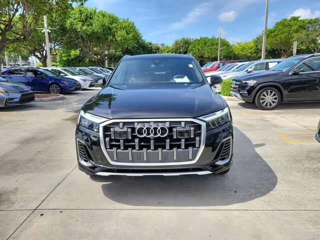 2025 Audi Q7 Premium Plus