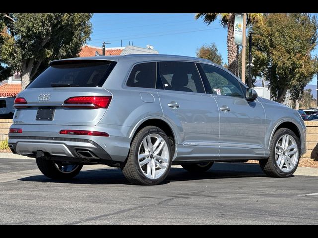 2025 Audi Q7 Premium Plus