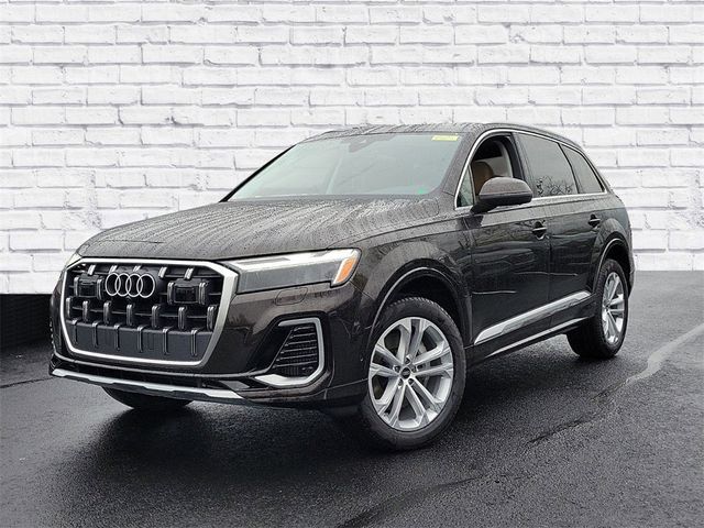 2025 Audi Q7 Premium Plus