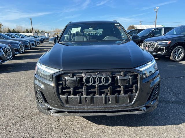 2025 Audi Q7 Premium Plus