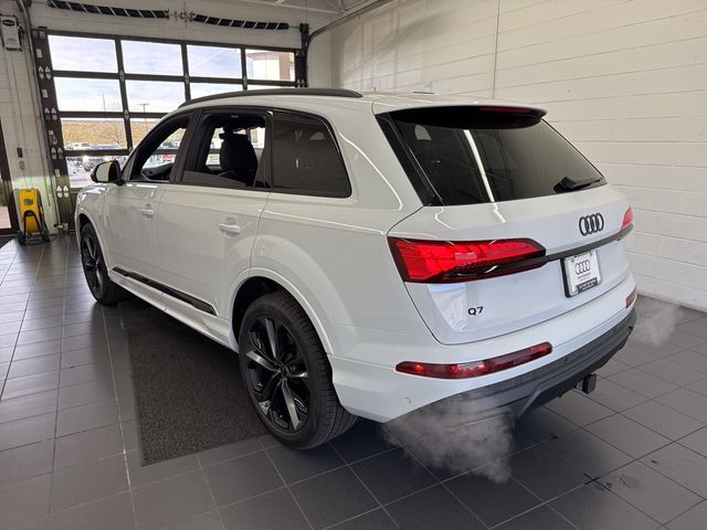 2025 Audi Q7 Premium Plus