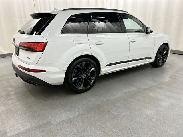 2025 Audi Q7 Premium Plus