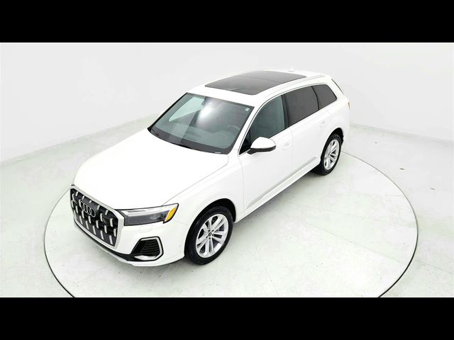2025 Audi Q7 Premium Plus