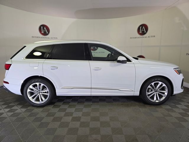 2025 Audi Q7 Prestige
